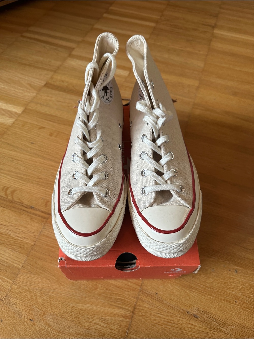 Converse Chuck 70s | High-Top Canvas Sneakers | Color Parchment